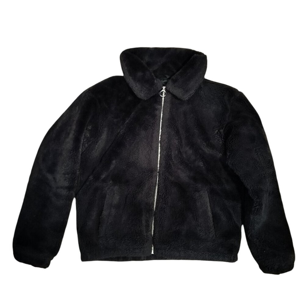 A Hollister 2000s classic faux fur cropped bomber jacket